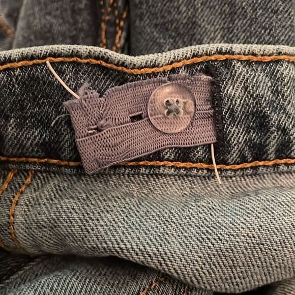 Old Navy Denim Blue Jean Short Skirt Girls Size L (10-12) Snap Front - Picture 8 of 8